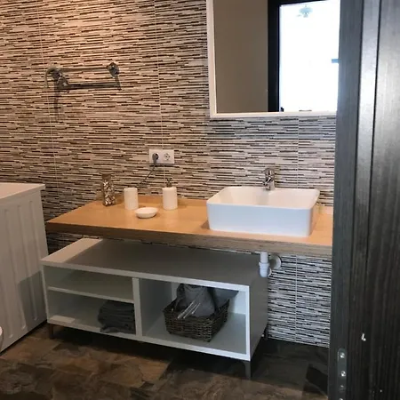 Сasa de vacaciones Casa Hondartza, Situada En Urbanización En Primera Línea Playa Blanca (Lanzarote)