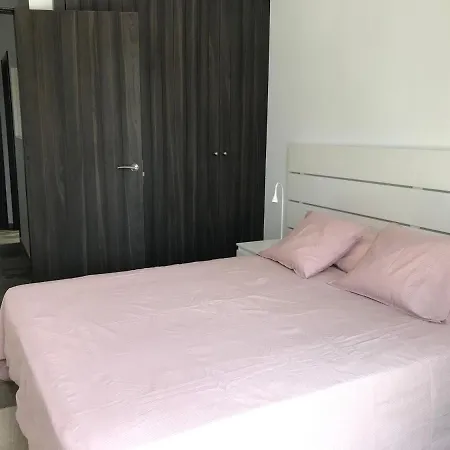 Casa Hondartza, Situada En Urbanización En Primera Línea *